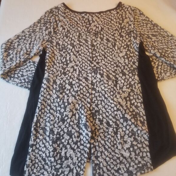 Motherhood Maternity Black & White Knit Pullover Animal Print Sweater SZ Medium - Picture 4 of 11